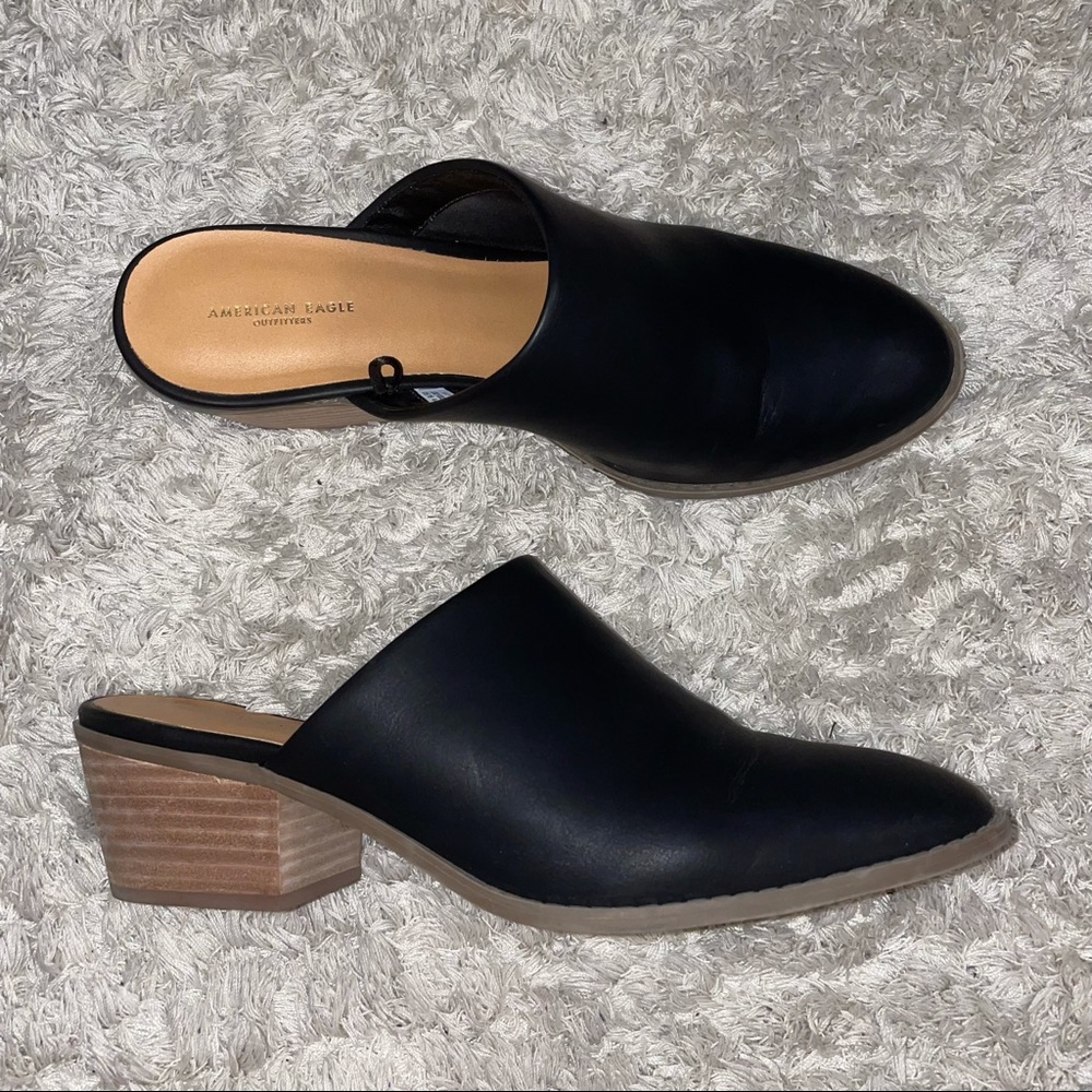 American Eagle Black Mules with Natural Heel